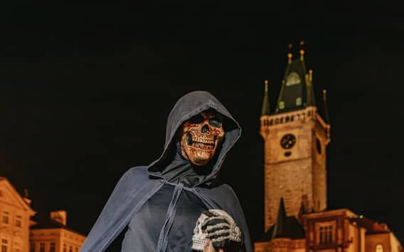 Prague: Ghost Walking Tour Where Legends Come To Life
