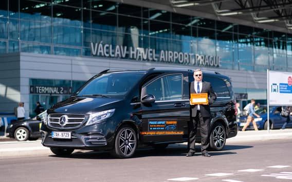 Prague Airport: Shared Shuttle to/from Václav Havel Airport